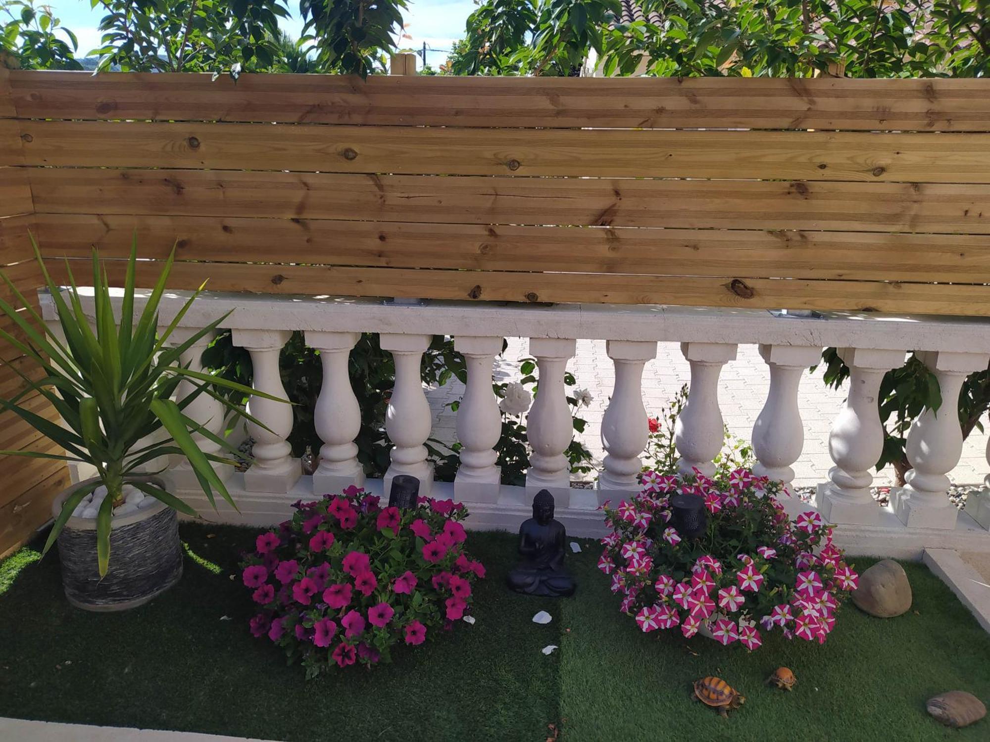 Studio Cosy Avec Terrasse Et Jacuzzi A Disposition De Mai A Aout Rians  Εξωτερικό φωτογραφία